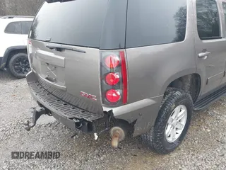 2011 GMC Yukon SLE with VIN 1GKS2AE0XBR249314, listed as a IAAI auction lot 41451903 with 249,673 mi miles. Bid and sale history available at carsss.com. Image 6.