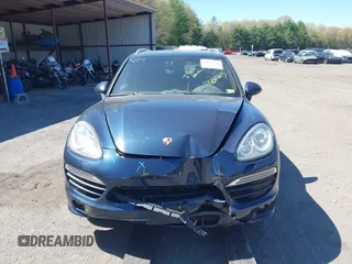 2012 Porsche Cayenne S z VIN WP1AB2A27CLA49899, wystawiony jako IAAI lot #42081215 z przebiegiem 147 920 mil mil oraz . Historia ofert i sprzedaży dostępna na DreamBid. Obrazek 12.