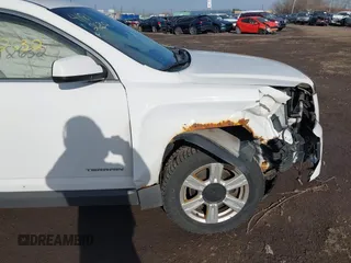 2015 GMC Terrain SLT with VIN 2GKFLXE37F6220527, listed as a IAAI auction lot 41812632 with 216,482 mi miles and . Bid and sale history available at carsss.com. Image 6.