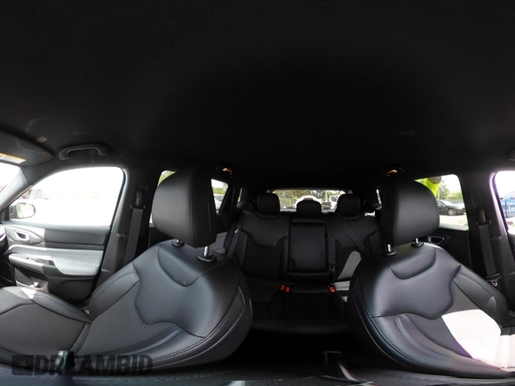 2025 Jeep Compass Latitude с VIN 3C4NJDBN9ST569440, выставлен на аукционе IAAI как лот 42098482 с пробегом 2 575 миль миль и . История ставок и продаж доступна на DreamBid. Изображение 19.
