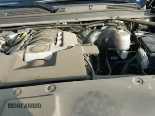 2018 Cadillac Escalade z VIN 1GYS3AKJXJR126577, wystawiony jako IAAI lot #41225966 z przebiegiem 69 845 mil mil oraz . Historia ofert i sprzedaży dostępna na DreamBid. Obrazek 18.