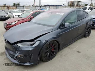 2023 Tesla Model X Plaid with VIN 7SAXCBE62PF405922, listed as a Copart auction lot 53826915 with 1,358 mi miles and Salvage Title. Bid and sale history available at DreamBid. Image 1.