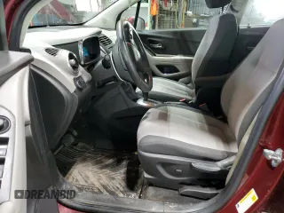 2016 Chevrolet Trax LS with VIN 3GNCJNSB5GL233446, listed as a Copart auction lot 50206335 with 64,050 mi miles and Salvage Title. Bid and sale history available at carsss.com. Image 7.