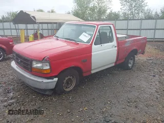 1993 Ford F-150 with VIN 1FTDF15Y3PNB32641, listed as a IAAI auction lot 41980527 with 244,747 mi miles. Bid and sale history available at carsss.com. Image 2.