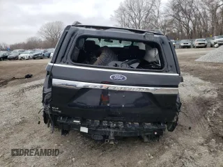 2021 Ford Expedition XLT with VIN 1FMJU1JT2MEA43900, listed as a Copart auction lot 44094513 with 0 mi miles and Salvage Title. Bid and sale history available at carsss.com. Image 6.