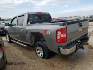 2007 Chevrolet Silverado 1500 LTZ with VIN 2GCEK13M471530197, listed as a Copart auction lot 72961043 with 210,164 mi miles and Salvage Title. Bid and sale history available at carsss.com. Image 2.