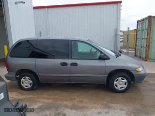 1997 Dodge Caravan with VIN 2B4FP2532VR226510, listed as a IAAI auction lot 42047305 with 1 mi miles. Bid and sale history available at carsss.com. Image 13.