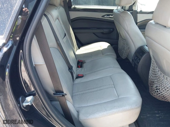 2013 Cadillac SRX Luxury Collection with VIN 3GYFNCE3XDS653394, listed as a IAAI auction lot 39261733 with 137,526 mi miles. Bid and sale history available at carsss.com. Image 8.