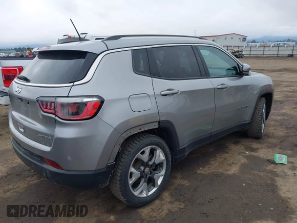 2019 Jeep Compass Limited with VIN 3C4NJCCB8KT782121, listed as a IAAI auction lot 41698308 with 158,352 mi miles. Bid and sale history available at carsss.com. Image 4.