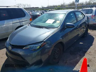 2018 Toyota Corolla L z VIN 2T1BURHE0JC986638, wystawiony jako IAAI lot #41871424 z przebiegiem 248 509 mil mil oraz . Historia ofert i sprzedaży dostępna na DreamBid. Obrazek 17.