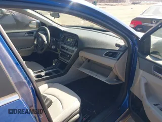 2017 Hyundai Sonata SE with VIN 5NPE24AF6HH594716, listed as a IAAI auction lot 41586899 with 84,095 mi miles and . Bid and sale history available at DreamBid. Image 5.