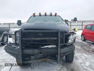 2006 Dodge 3500 Laramie z VIN 3D7LX39C96G189376, wystawiony jako IAAI lot #41583369 z przebiegiem 172 325 mil mil oraz . Historia ofert i sprzedaży dostępna na DreamBid. Obrazek 12.