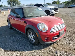 2011 MINI Hardtop with VIN WMWSU3C58BT183765, listed as a Copart auction lot 63061405 with 59,902 mi miles and Salvage title. Bid and sale history available at DreamBid. Image 14.