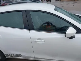 2014 Mazda 3 i Touring z VIN JM1BM1L73E1101014, wystawiony jako IAAI lot #42472127 z przebiegiem 121 426 mil mil oraz . Historia ofert i sprzedaży dostępna na DreamBid. Obrazek 13.