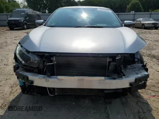 2020 Honda Civic LX z VIN 2HGFC2F68LH598008, wystawiony jako Copart lot #59290285 z przebiegiem 40 568 mil mil oraz Szkoda całkowita • Salvage title. Historia ofert i sprzedaży dostępna na DreamBid. Obrazek 5.