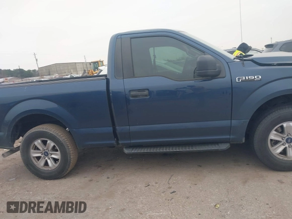 2016 Ford F-150 XL with VIN 1FTMF1C8XGKF96501, listed as a IAAI auction lot 41288789 with 206,914 mi miles. Bid and sale history available at carsss.com. Image 13.