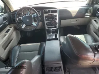 2007 Dodge Magnum R/T z VIN 2D4GV57287H631141, wystawiony jako Copart lot #58344145 z przebiegiem 156 072 mil mil oraz Szkody całkowita. Historia ofert i sprzedaży dostępna na DreamBid. Obrazek 8.