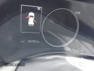 2024 Lexus NX 350h Premium z VIN 2T2GKCEZ7RC025509, wystawiony jako IAAI lot #41998061 z przebiegiem 29 737 mil mil oraz . Historia ofert i sprzedaży dostępna na DreamBid. Obrazek 7.