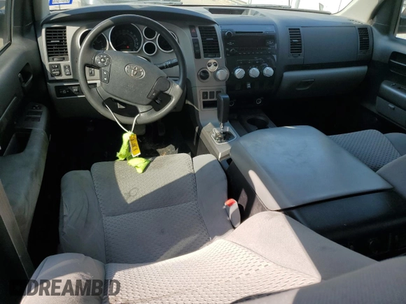 2013 Toyota Tundra z VIN 5TFDW5F11DX295393, wystawiony jako Copart lot #53049515 z przebiegiem 204 926 mil mil oraz Szkoda całkowita • Salvage title. Historia ofert i sprzedaży dostępna na DreamBid. Obrazek 8.