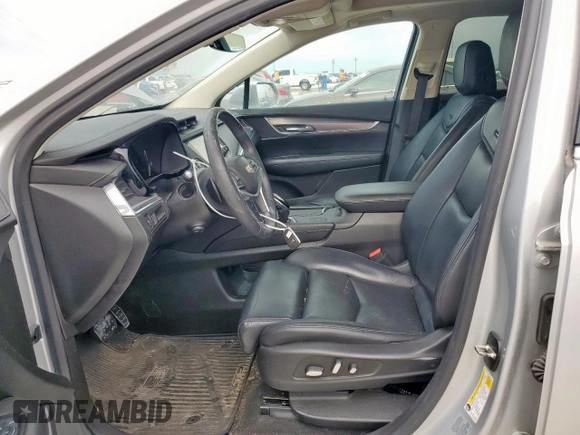 2017 Cadillac XT5 Luxury FWD with VIN 1GYKNBRS8HZ221244, listed as a Copart auction lot 55316055 with 101,330 mi miles and Salvage title. Bid and sale history available at DreamBid. Image 7.
