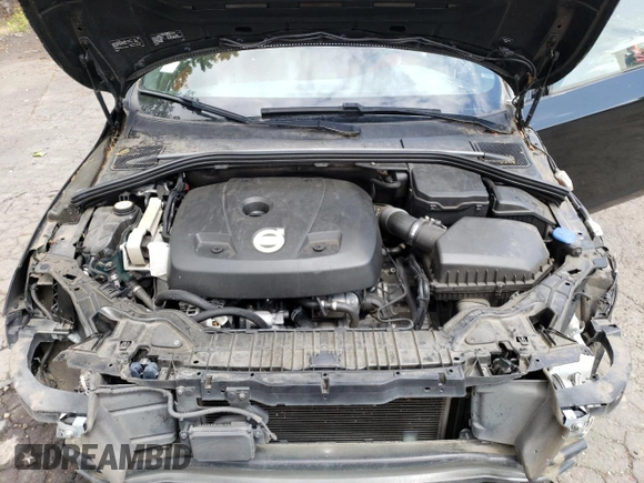 2015 Volvo V60 T5 Drive-E Platinum with VIN YV140MEM7F1218731, listed as a Copart auction lot 58333695 with 103,717 mi miles and Salvage title. Bid and sale history available at DreamBid. Image 11.