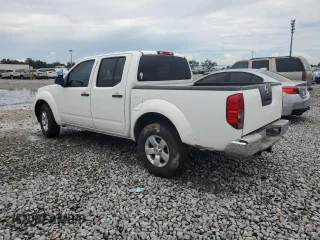 2012 Nissan Frontier SV with VIN 1N6AD0ER5CC465194, listed as a Copart auction lot 64802135 with 101,005 mi miles and Salvage title. Bid and sale history available at DreamBid. Image 2.