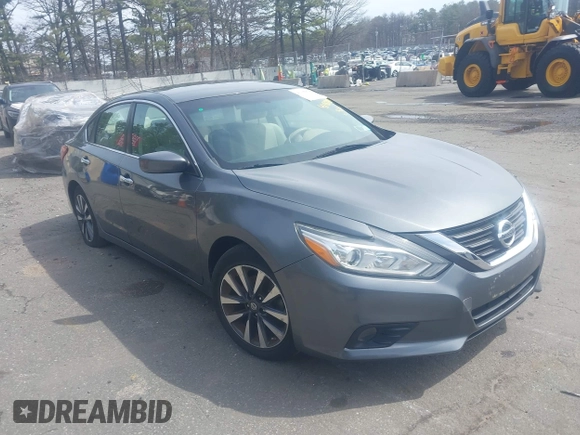 2017 Nissan Altima SV with VIN 1N4AL3AP8HC186315, listed as a IAAI auction lot 41967623 with 89,199 mi miles and . Bid and sale history available at carsss.com. Image 1.