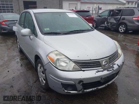 2008 Nissan Versa 1.8 S with VIN 3N1BC11E78L402230, listed as a IAAI auction lot 41939496 with 311,341 mi miles. Bid and sale history available at carsss.com. Image 6.