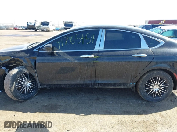 2015 Chrysler 200 C with VIN 1C3CCCCB3FN575678, listed as a IAAI auction lot 41765454 with 86,187 mi miles. Bid and sale history available at carsss.com. Image 14.