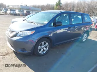 2014 Toyota Sienna L with VIN 5TDZK3DC0ES413970, listed as a IAAI auction lot 40870422 with 138,589 mi miles. Bid and sale history available at carsss.com. Image 17.