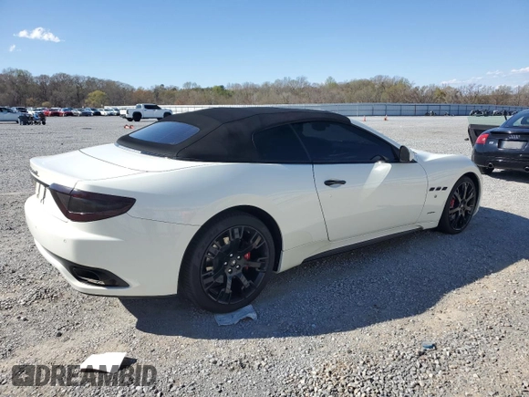 2015 Maserati GranTurismo Convertible Sport with VIN ZAM45VMA1F0150304, listed as a Copart auction lot 50679515 with 71,506 mi miles and Salvage Title. Bid and sale history available at carsss.com. Image 3.