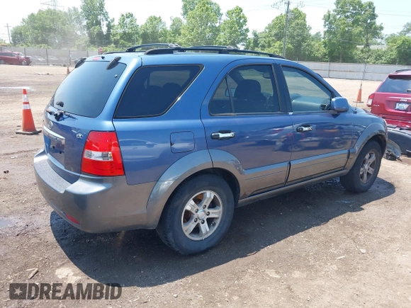 2007 Kia Sorento LX with VIN KNDJD736775665931, listed as a IAAI auction lot 42471301 with 119,870 mi miles and . Bid and sale history available at DreamBid. Image 4.
