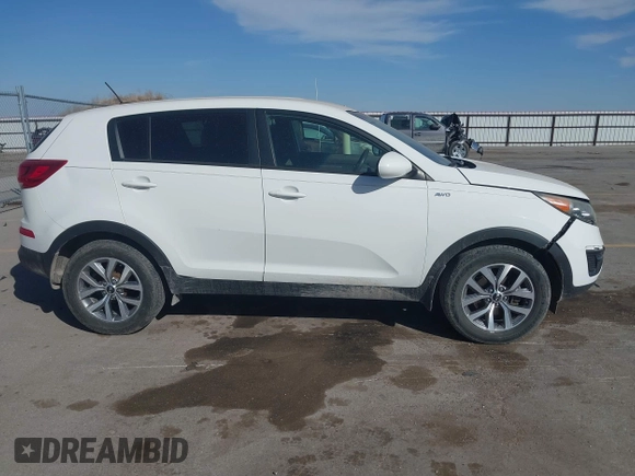 2015 Kia Sportage LX with VIN KNDPBCAC8F7690843, listed as a IAAI auction lot 41813154 with 124,885 mi miles and . Bid and sale history available at carsss.com. Image 13.