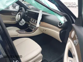 2023 Mercedes-Benz E 350 with VIN W1KZF8EBXPB113568, listed as a IAAI auction lot 41676073 with 44,699 mi miles and . Bid and sale history available at DreamBid. Image 5.