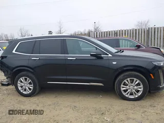 2024 Cadillac XT6 Luxury with VIN 1GYKPBR47RZ723532, listed as a IAAI auction lot 41758065 with 31,712 mi miles. Bid and sale history available at carsss.com. Image 14.