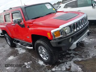 2008 Hummer H3 Luxury with VIN 5GTEN43E288201443, listed as a IAAI auction lot 41386906 with 165,975 mi miles and . Bid and sale history available at DreamBid. Image 1.