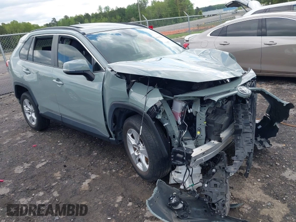 2019 Toyota RAV4 XLE with VIN JTMW1RFV7KD035614, listed as a IAAI auction lot 41970954 with 60,377 mi miles and . Bid and sale history available at DreamBid. Image 1.