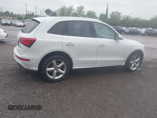 2017 Audi Q5 Premium Plus z VIN WA1M2AFP6HA087716, wystawiony jako IAAI lot #42234713 z przebiegiem 90 939 mil mil oraz . Historia ofert i sprzedaży dostępna na DreamBid. Obrazek 4.