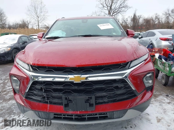 2023 Chevrolet Blazer LT z VIN 3GNKBJRS1PS225535, wystawiony jako IAAI lot #41389360 z przebiegiem 7 197 mil mil oraz . Historia ofert i sprzedaży dostępna na DreamBid. Obrazek 12.