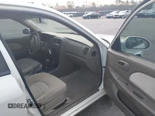 2000 Hyundai Sonata with VIN KMHWF25S3YA327184, listed as a IAAI auction lot 41771540 with 84,783 mi miles. Bid and sale history available at carsss.com. Image 5.
