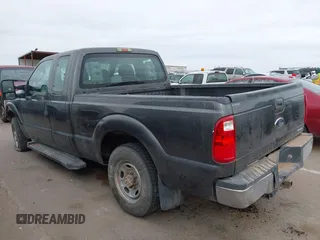 2016 Ford F-250 XLT z VIN 1FT7X2A65GEA40452, wystawiony jako IAAI lot #41522578 z przebiegiem 135 711 mil mil oraz . Historia ofert i sprzedaży dostępna na DreamBid. Obrazek 14.