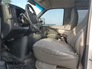 2012 Chevrolet Express Cargo Van with VIN 1GCWGGCA4C1134267, listed as a Copart auction lot 43933135 with 199,207 mi miles and Salvage Title. Bid and sale history available at carsss.com. Image 7.