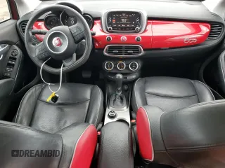 2016 FIAT 500X Lounge z VIN ZFBCFYDT5GP384439, wystawiony jako Copart lot #54545015 z przebiegiem 59 184 mil mil oraz Szkody całkowita. Historia ofert i sprzedaży dostępna na DreamBid. Obrazek 8.