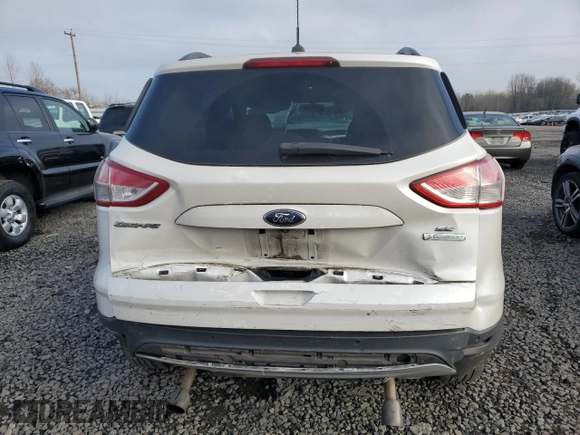 2014 Ford Escape SE with VIN 1FMCU0GX5EUB63677, listed as a Copart auction lot 88471095 with Not Provided miles and Salvage Title. Bid and sale history available at carsss.com. Image 6.