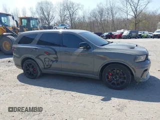 2021 Dodge Durango SRT Hellcat z VIN 1C4SDJH93MC683029, wystawiony jako IAAI lot #41875129 z przebiegiem 31 063 mil mil oraz . Historia ofert i sprzedaży dostępna na DreamBid. Obrazek 13.