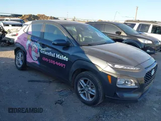 2021 Hyundai Kona SE z VIN KM8K12AA4MU634950, wystawiony jako IAAI lot #41831903 z przebiegiem 97 442 mil mil oraz . Historia ofert i sprzedaży dostępna na DreamBid. Obrazek 1.