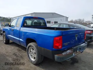 2008 Dodge Dakota ST with VIN 1D7HE22K78S507286, listed as a IAAI auction lot 41381456 with 202,300 mi miles and . Bid and sale history available at carsss.com. Image 3.