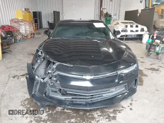 2017 Chevrolet Camaro 2LT with VIN 1G1FD1RS0H0105733, listed as a IAAI auction lot 41776977 with 77,687 mi miles. Bid and sale history available at carsss.com. Image 13.