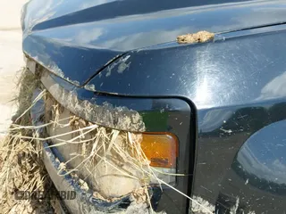 2017 Chevrolet Silverado 1500 LT z VIN 1GCVKREC2HZ240438, wystawiony jako IAAI lot #42625141 z przebiegiem 98 132 mil mil oraz . Historia ofert i sprzedaży dostępna na DreamBid. Obrazek 19.