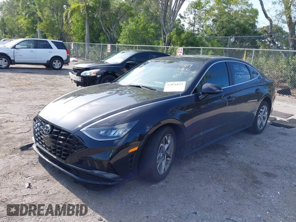 2023 Hyundai Sonata SEL z VIN KMHL64JA0PA289889, wystawiony jako IAAI lot #41931833 z przebiegiem 24 070 mil mil oraz . Historia ofert i sprzedaży dostępna na DreamBid. Obrazek 17.